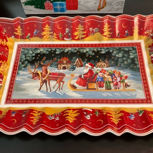 Villeroy & Boch, Toy’s Fantacy Platter. 13.75”x8.75”” Christmas Themed Scene. - Picture 5 of 7